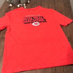 Cincinnati reds tshirt